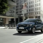 véhicule SUV roulant en ville. Pourquoi les SUV attirent-t-ils autant ?