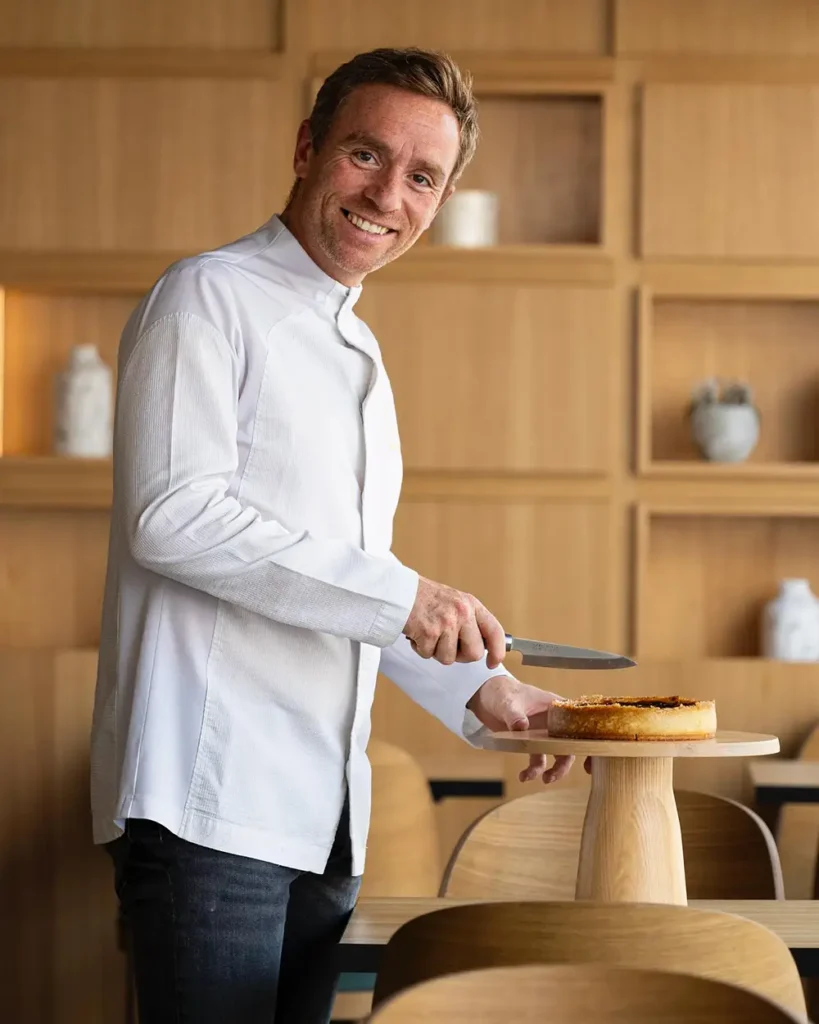 Nicolas Paciello, finaliste MOF 2018 et Chef Exécutif de l'École Valrhona Paris depuis 2026.